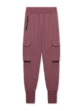 6a0a284b-be4d-4158-8bf4-e0e2323c1287-Max