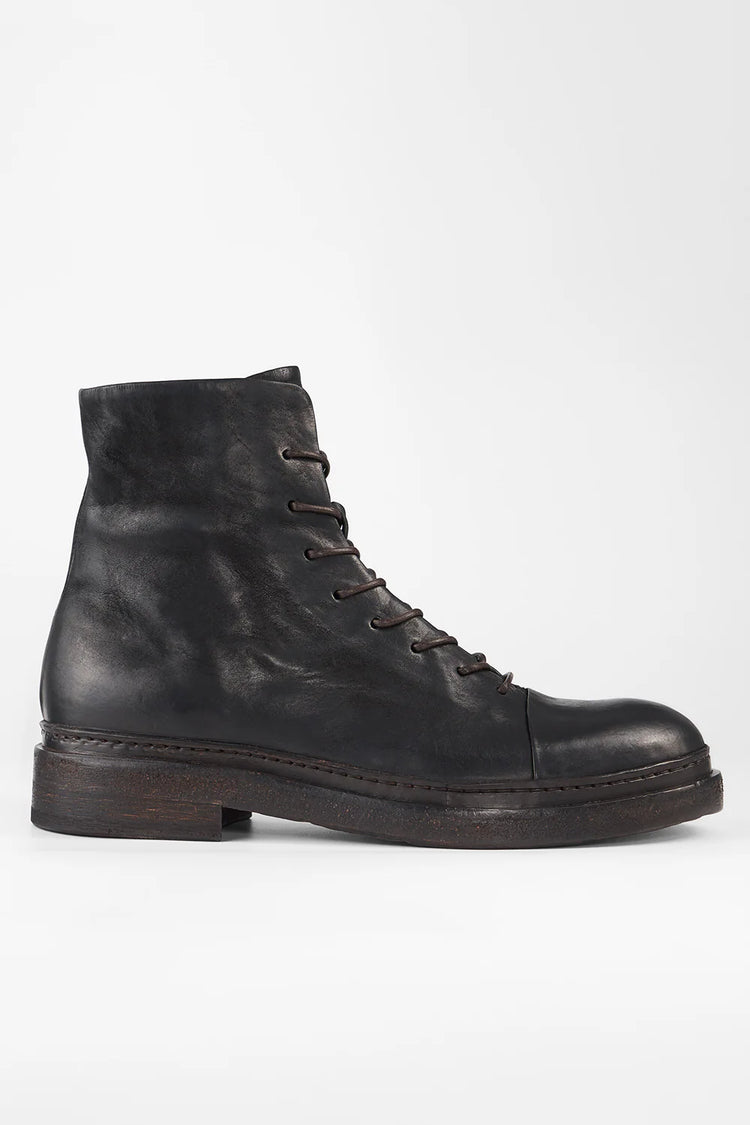 YALE Matte-Black Welted Oxford Lace up Boots.