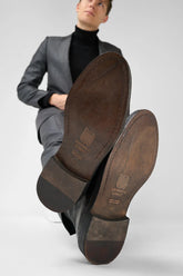 YALE Matte-Black Welted Oxford Lace up Boots.