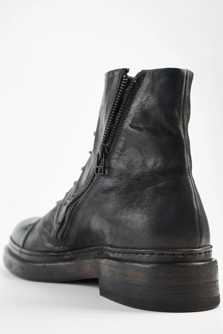 YALE Matte-Black Welted Oxford Lace up Boots.