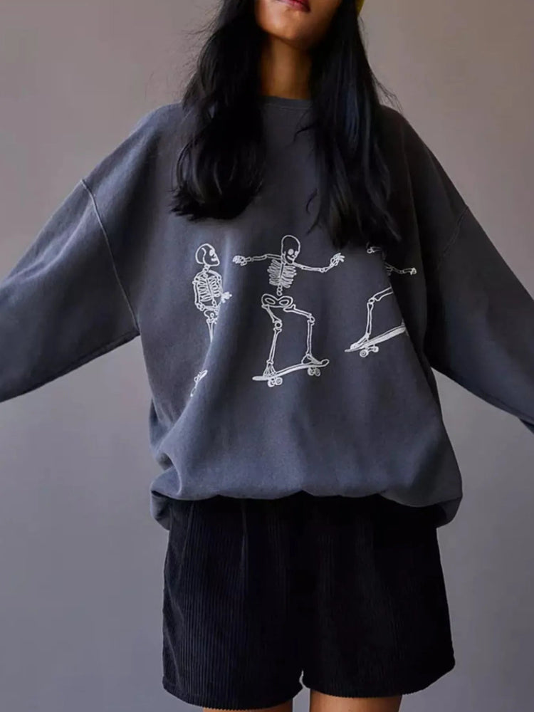 Skeleton Graphic Oversized Sweatshirt for Adult women - FasionByMatteo